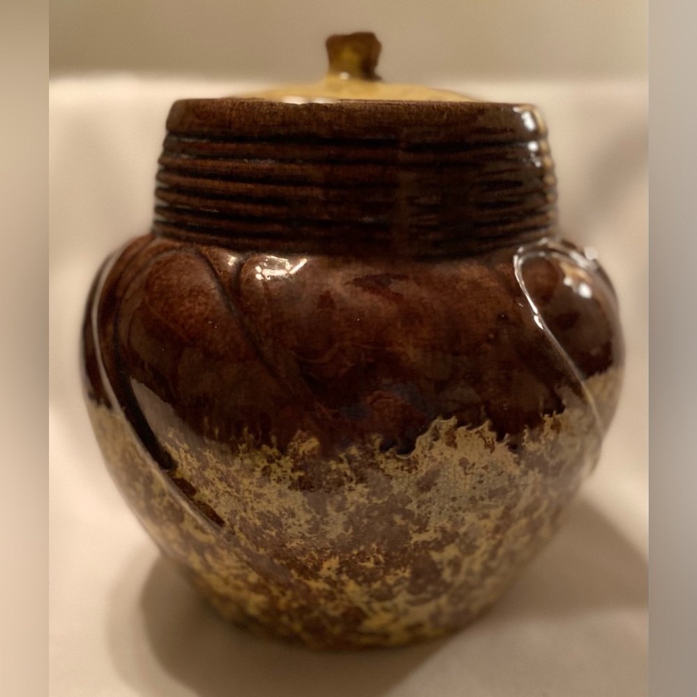 Gonder 8.5" Yellow & Brown Drip/Sponge P-24 U.S.A Swirl Round Cookie Jar Vintage